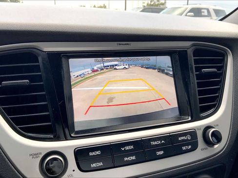 Used 2020 Hyundai Accent SEL image 27