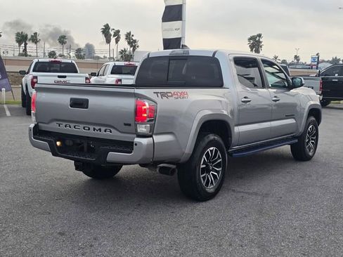 Used 2021 Toyota Tacoma TRD Sport w/ Technology Package image 9