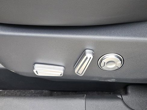 New 2026 Lincoln Nautilus Reserve w/ Jet Appearance Package image 27