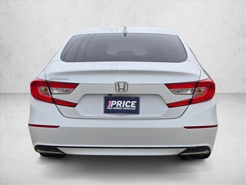 Used 2018 Honda Accord EX image 7