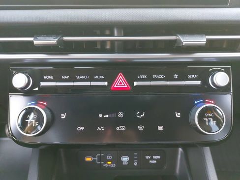 Used 2025 Hyundai Tucson SEL image 21