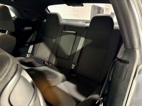 Used 2018 Dodge Challenger SXT image 25