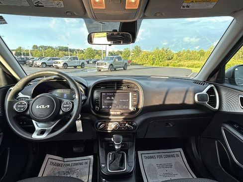 Used 2023 Kia Soul LX w/ Option Group 015 FWD image 23