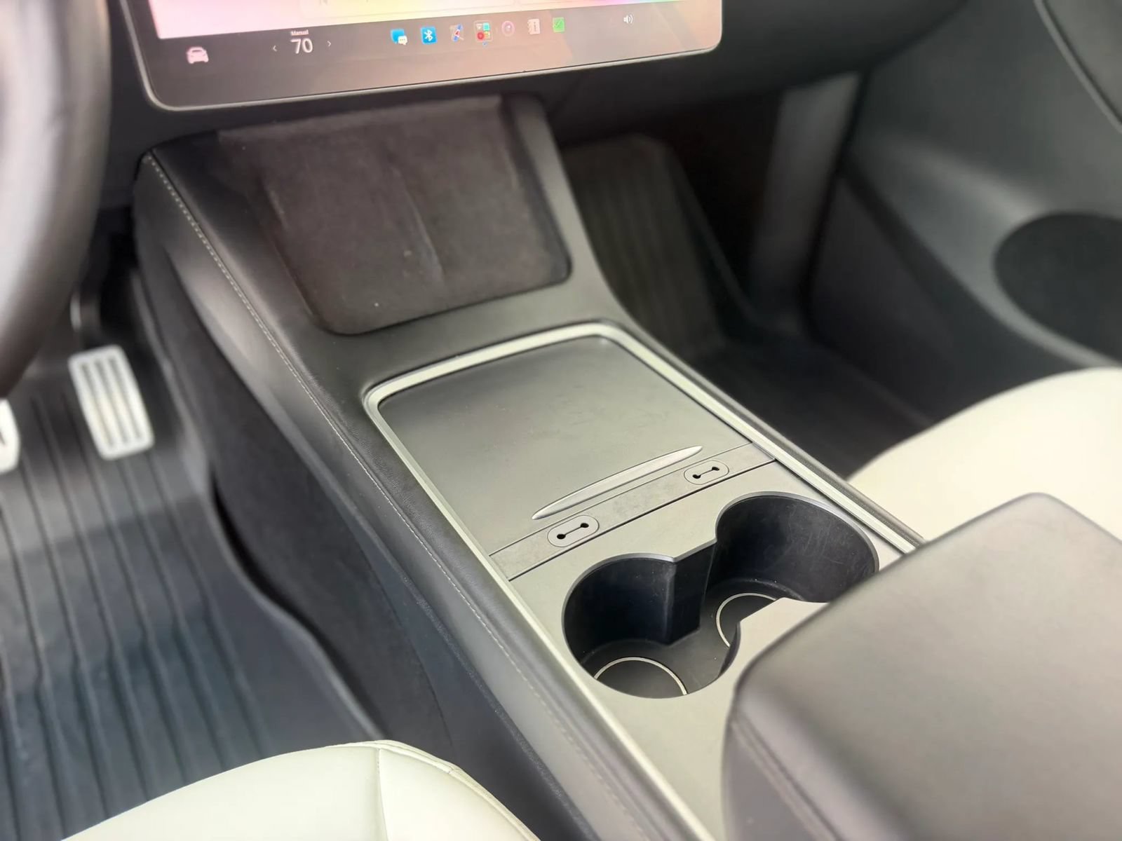 Used 2023 Tesla Model Y Performance AWD/4WD image 30