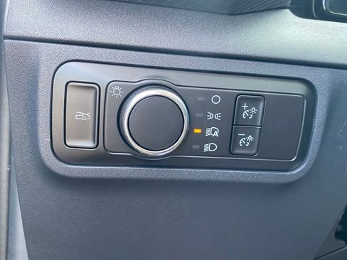 Used 2025 Ford Mustang Coupe image 22