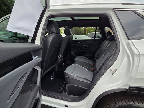 New 2026 Volkswagen Tiguan SEL R-Line AWD/4WD image 27