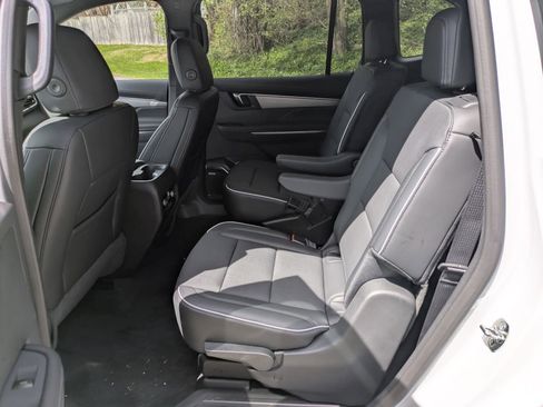 New 2026 Buick Enclave Preferred AWD/4WD image 31