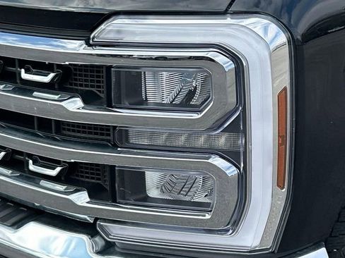 Used 2025 Ford F350 Lariat w/ Lariat Ultimate Package image 10