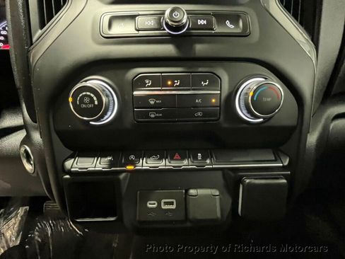 Used 2022 Chevrolet Silverado 1500 Custom w/ LPO, Dark Essentials Package AWD/4WD image 22