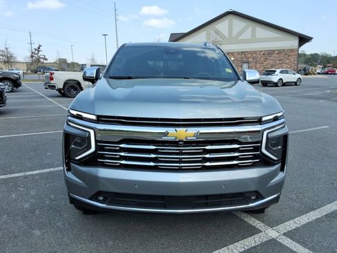 Certified 2025 Chevrolet Tahoe Premier AWD/4WD image 2