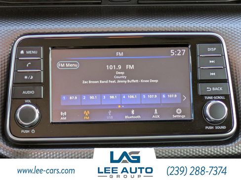 Used 2019 Nissan Kicks S image 15