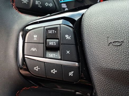 Certified 2022 Ford Escape SEL w/ SEL Stealth AWD Package image 24
