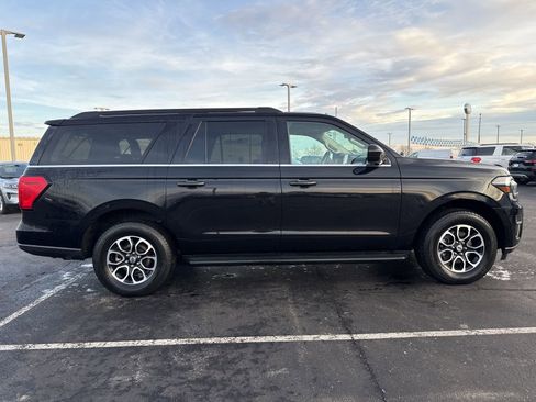 Used 2024 Ford Expedition Max XLT image 5