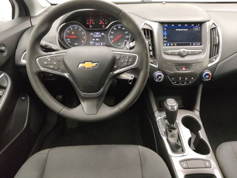 Used 2019 Chevrolet Cruze LS w/ LS Convenience Package FWD image 22