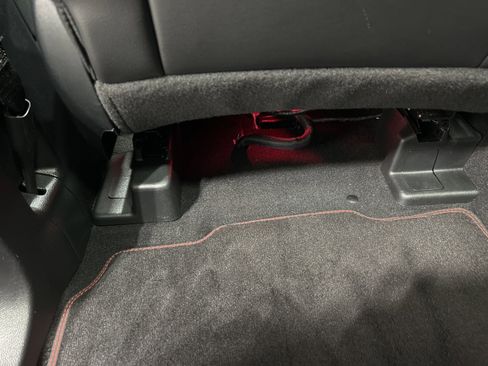 Used 2023 Ford Explorer ST-Line w/ Class IV Trailer Tow Package image 22