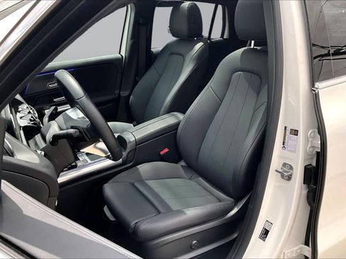 Certified 2026 Mercedes-Benz GLA 250 image 8