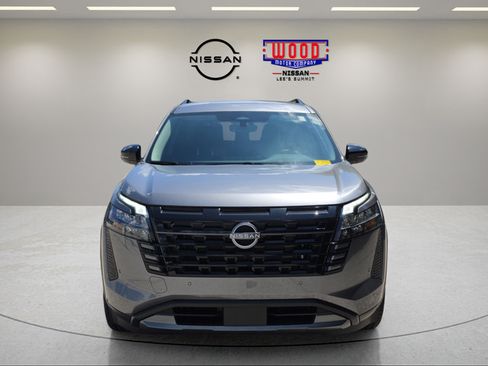 Used 2026 Nissan Pathfinder SL AWD/4WD image 6