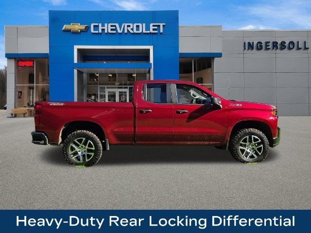 Used 2020 Chevrolet Silverado 1500 Custom Trail Boss w/ Custom Convenience Package AWD/4WD image 27