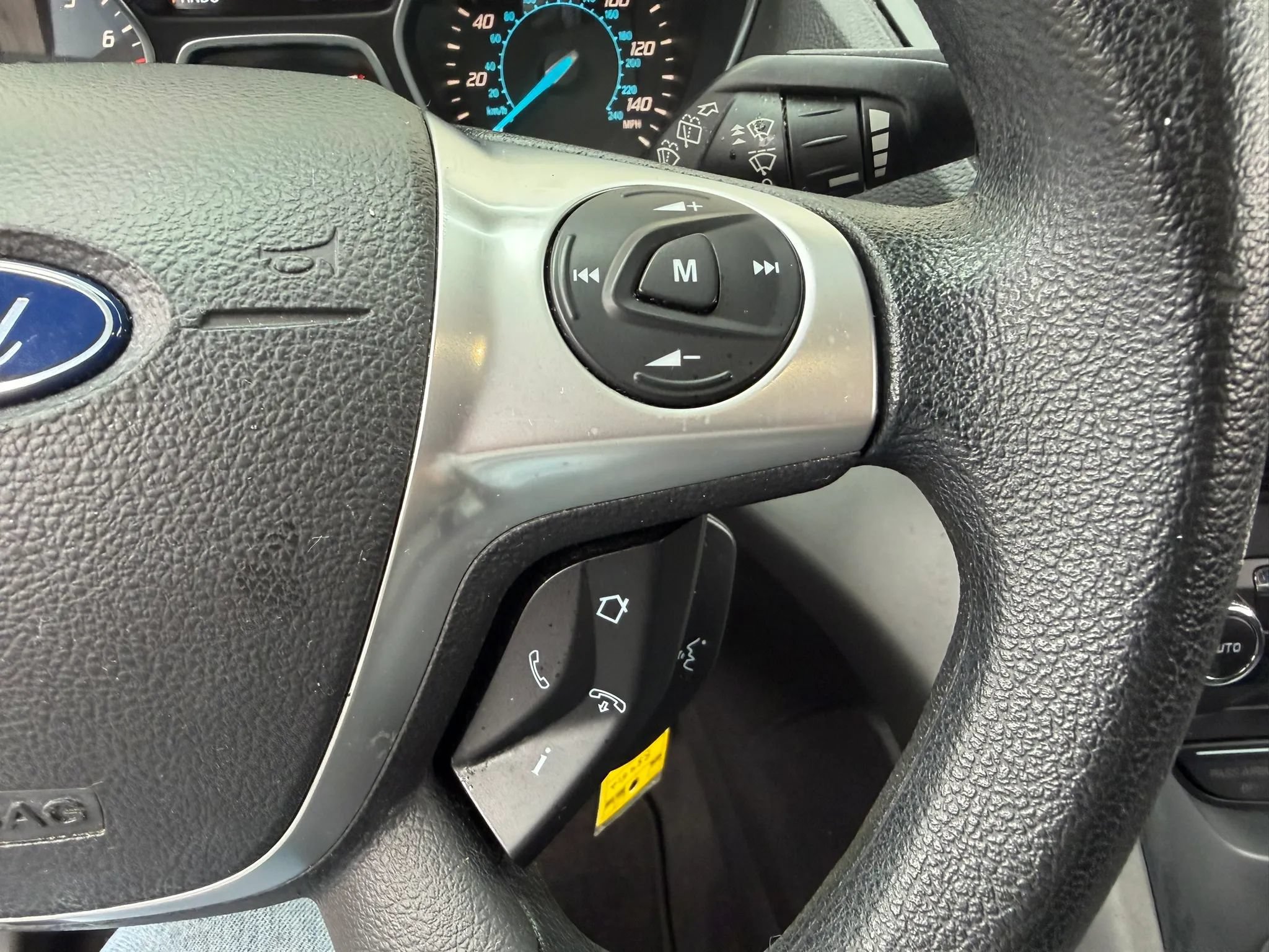 Used 2014 Ford Escape SE w/ Equipment Group 201A FWD image 23