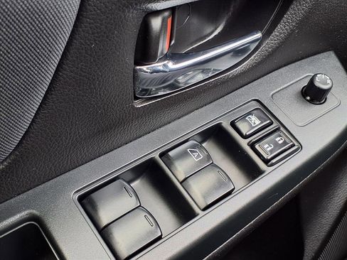 Used 2013 Subaru Impreza 2.0i Sport Premium image 10