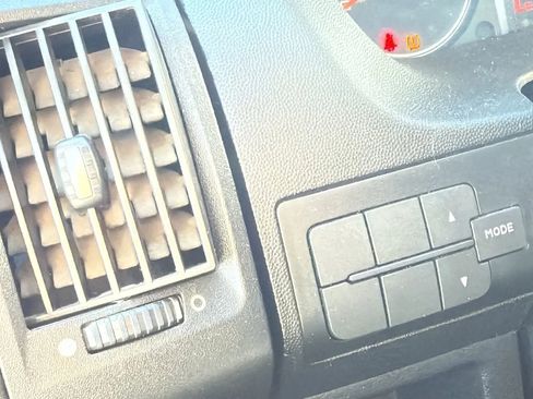 Used 2014 RAM ProMaster 2500 w/ Premium Appearance Group image 25