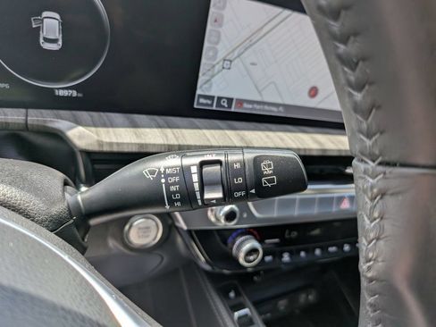 Certified 2024 Kia Telluride SX FWD image 35