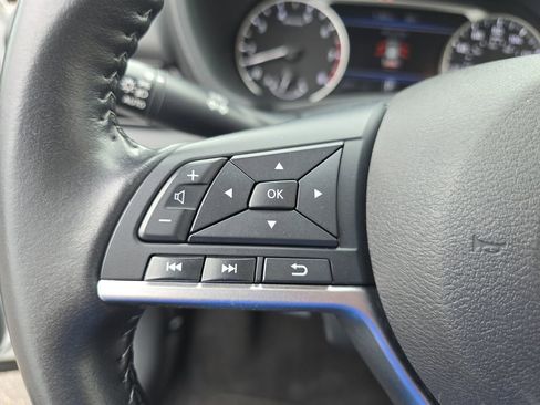 Used 2022 Nissan Sentra SV image 18