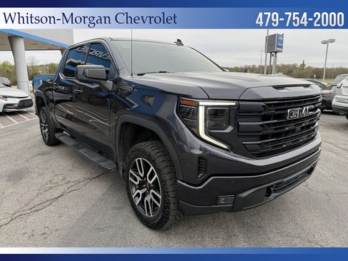 Used 2022 GMC Sierra 1500 Elevation w/ Elevation Premium Package image 3
