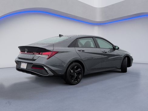 New 2026 Hyundai Elantra Sport FWD image 4