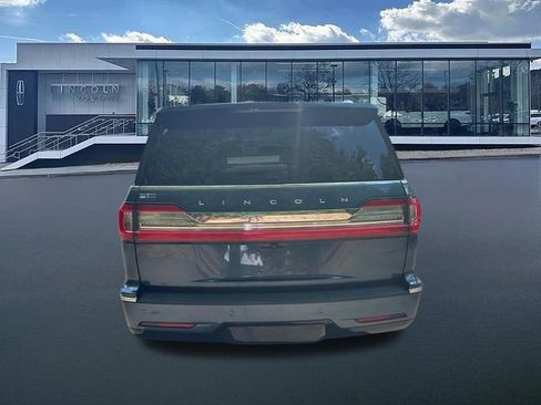 Used 2019 Lincoln Navigator L Reserve AWD/4WD image 7