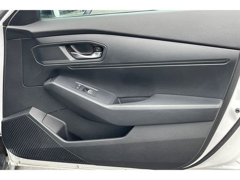 Certified 2023 Honda Accord LX image 19