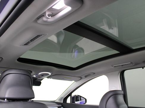 New 2026 Hyundai Ioniq 9 Limited image 26