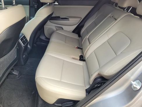 Used 2020 Kia Sportage S FWD image 18