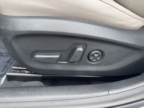 Used 2016 Hyundai Sonata Limited FWD image 20