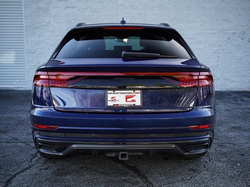 Used 2019 Audi Q8 Prestige w/ Adaptive Chassis Package image 13