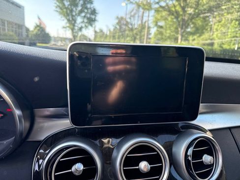 Used 2018 Mercedes-Benz C 300 4MATIC Sedan image 13