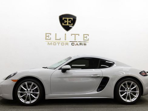 Used 2019 Porsche 718 Cayman image 2