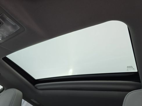 Used 2015 Toyota Highlander XLE FWD image 31