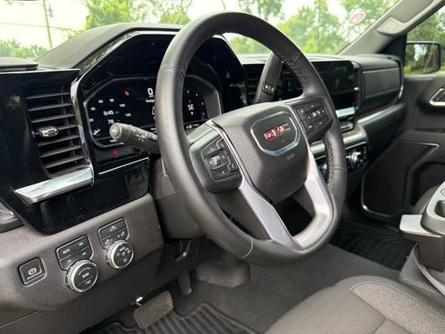Used 2025 GMC Sierra 1500 Elevation w/ X31 Off-Road Package AWD/4WD image 23