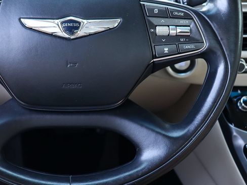 Used 2017 Genesis G90 3.3T Premium RWD image 59