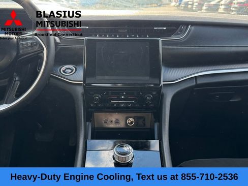 Used 2024 Jeep Grand Cherokee L Altitude image 18