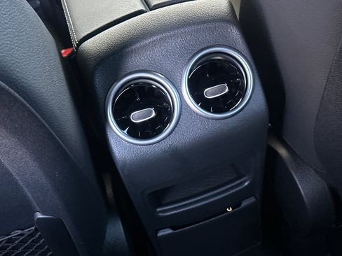 Certified 2026 Mercedes-Benz GLB 250 image 31