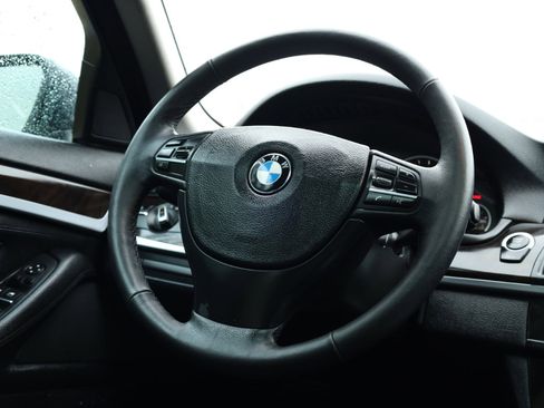 Used 2013 BMW 535i xDrive Sedan image 6