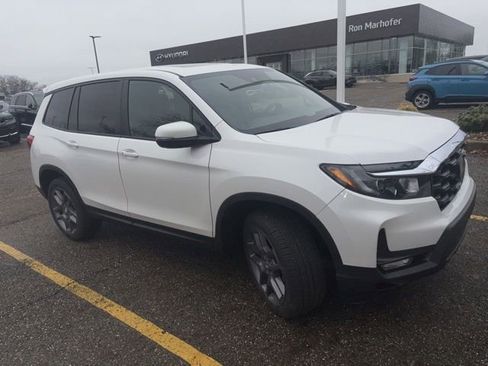 Used 2023 Honda Passport EX-L image 4