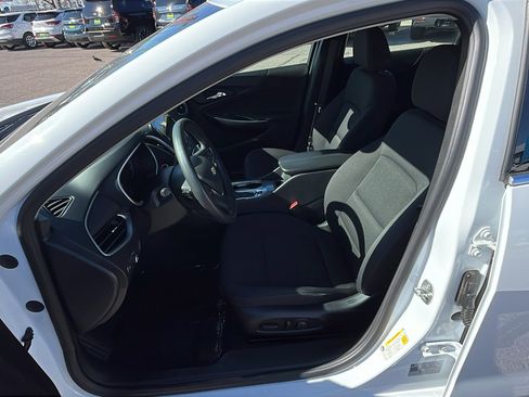 Certified 2024 Chevrolet Malibu LT image 10