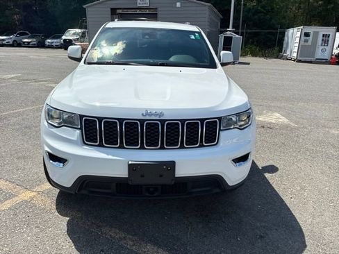Used 2021 Jeep Grand Cherokee Laredo AWD/4WD image 8