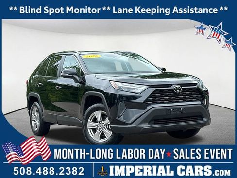 Used 2025 Toyota RAV4 XLE w/ Weather Package AWD/4WD image 1