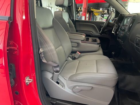 Used 2017 Chevrolet Silverado 1500 W/T AWD/4WD image 21