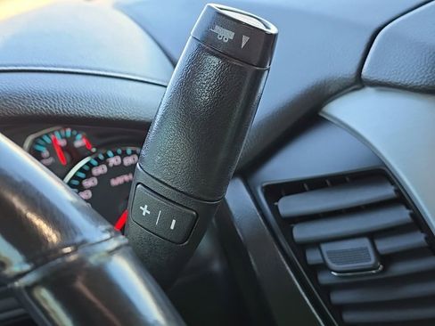 Used 2020 GMC Yukon XL SLT image 23