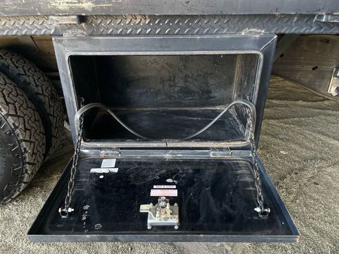 Used 2019 GMC Sierra 3500 2WD Regular Cab image 14